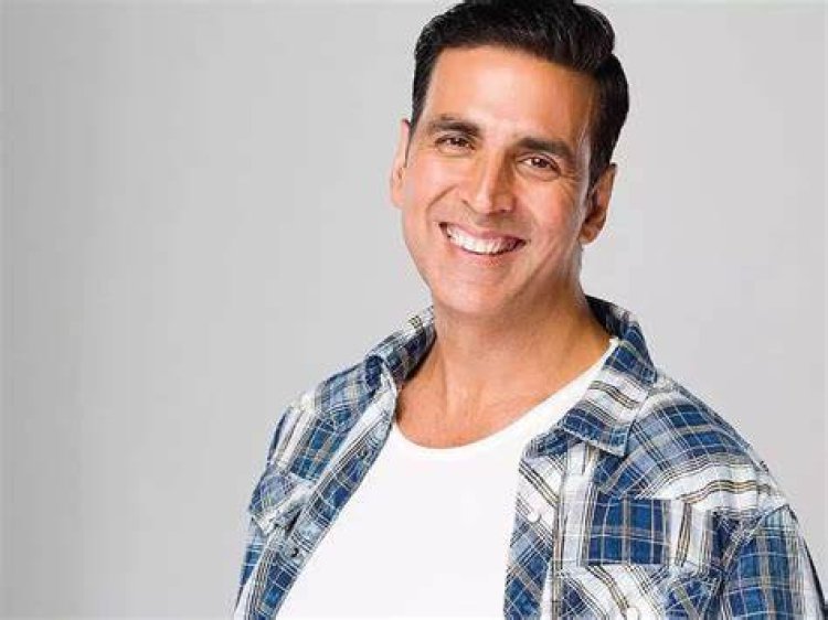 क्या आपने अक्षय कुमार (Akshay Kumar) की लेक्की देखी है?नितारा जो कि मां ट्विंकल की हूबहू कार्बन कॉपी हैं, देखकर नेटिजेंस बोले....