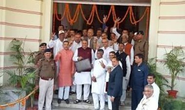 10 लाख युवाओं को रोजगार, महिलाओं को भी सरकार का बड़ा तोहफा;  पढ़िए बजट की 10 बड़ी बातें