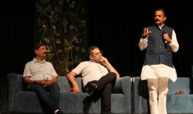 रीवा रंग महोत्सव 2023 : कला साहित्य की शक्ति मानवता को श्रेष्ठता प्रदान करती है- राजेन्द्र शुक्ल