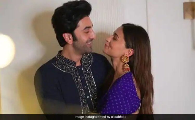 Ranbir Kapoor : पत्नी और बेटी को मिस कर रहे हैं रणबीर... सोशल मीडिया पर ये इमोशनल वीडियो वायरल हो रहा है